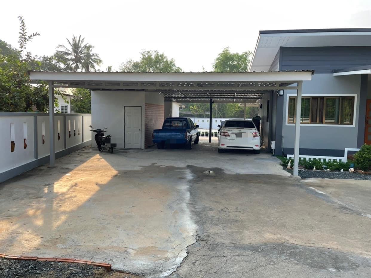 ขายที่ดินพร้อมสิ่งปลูกสร้าง