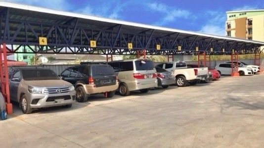 ที่ดินลาดกระบัง พร้อมกิจการที่จอดรถ(Parking) รับค่าเช่าเลยทันที ใกล้สนามบินสุวรรณภูมิ เนื้อที่ 200 ตรว. ทำเลศักยภาพ เดินทางสะดวก ใกล้แหล่งชุมชน