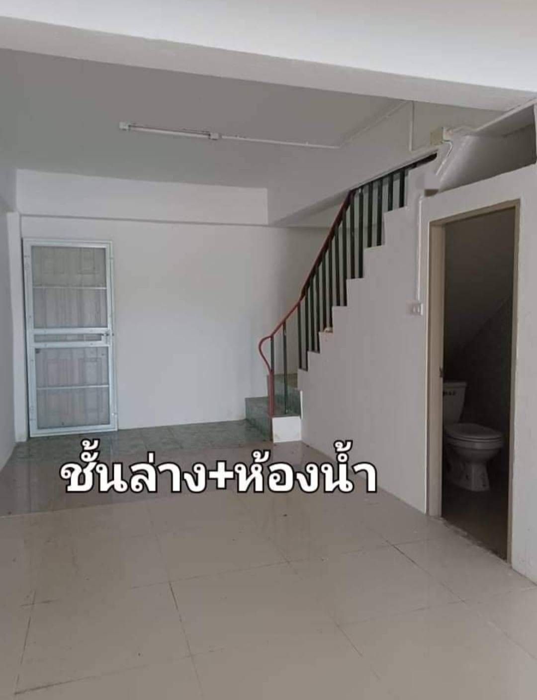ขายตึกสกลนคร อำเภอเมือง ทำเลทอง ตึก 3 ชั้นครึ่ง แหล่งอำนวยความสะดวกรอบด้าน 