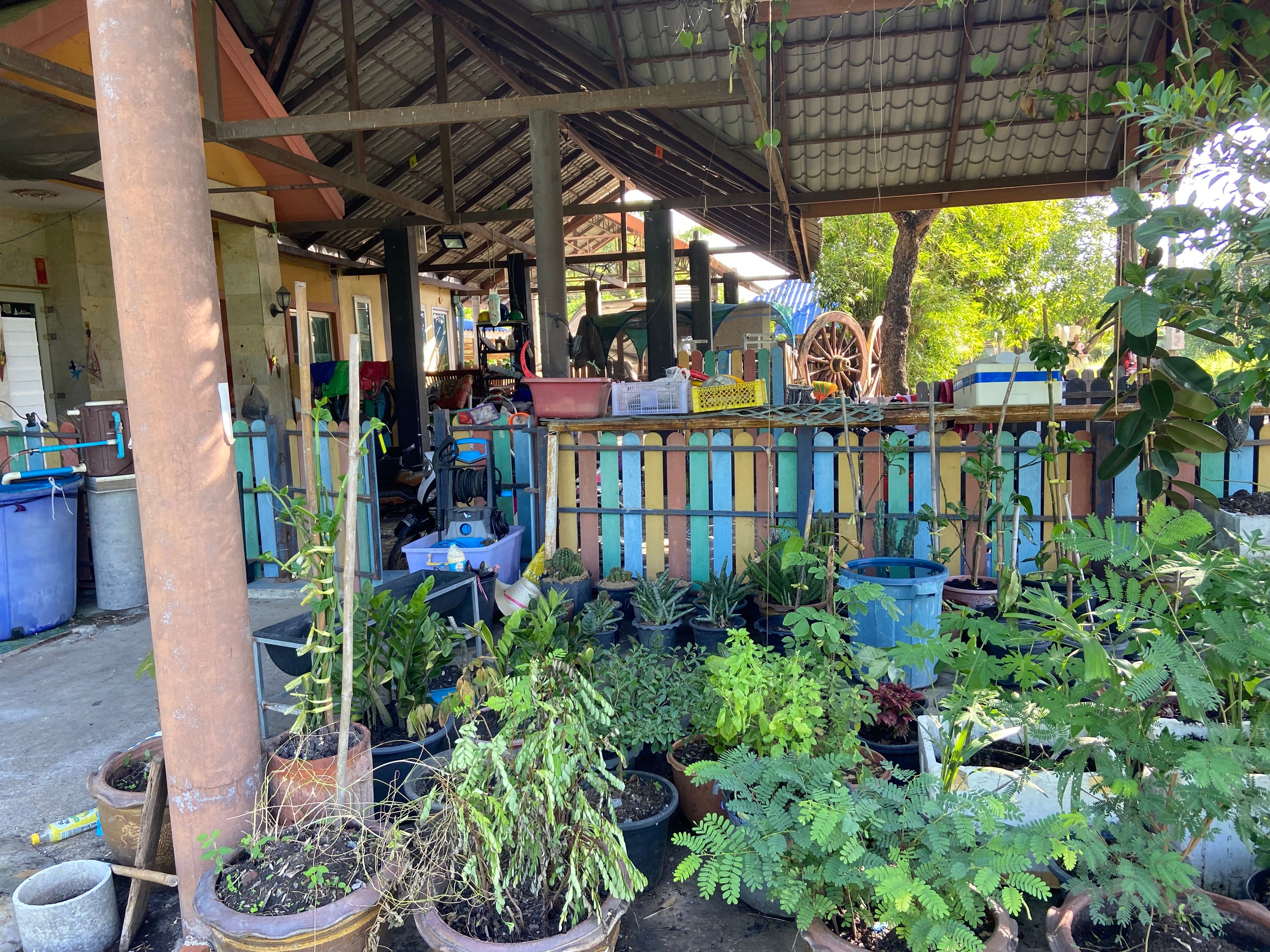 ขายที่ดินพร้อมสิ่งปลูกสร้าง นครชัยศรี ติดแม่น้ำท่าจีน 