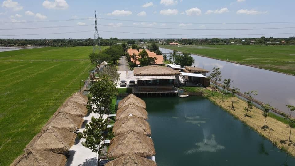 ขายรีสอร์ทสมุทรปราการ วิวสวยมาก บรรยากาศเยี่ยมสุดๆ ติดถนนสัญจรหลัก เหมาะประกอบกิจการต่อมาก