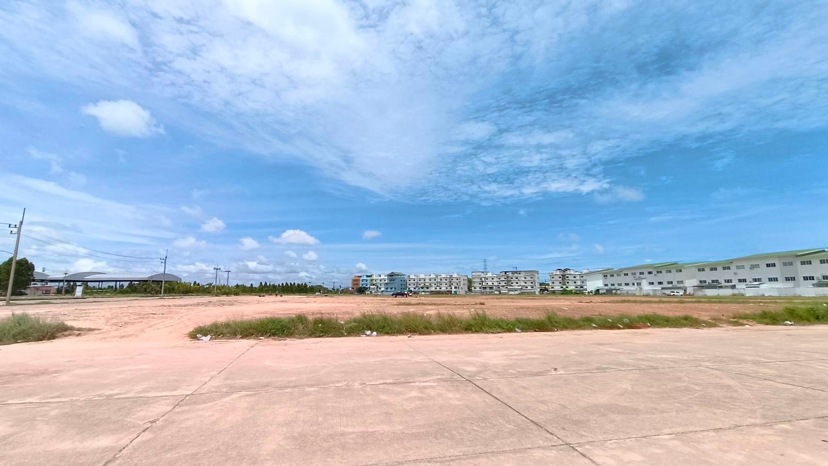 ขายที่ดิน 20-3-34.5 ไร่ ถนนเลี่ยงเมืองระยอง ใกล้สถานีขนส่งระยอง