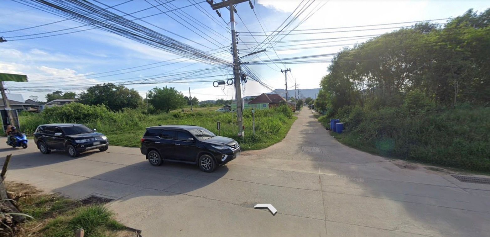 ขายที่ดินสัตหีบ 10 ไร่ บางเสร่ติดถนนฝั่งทะเล 🏡