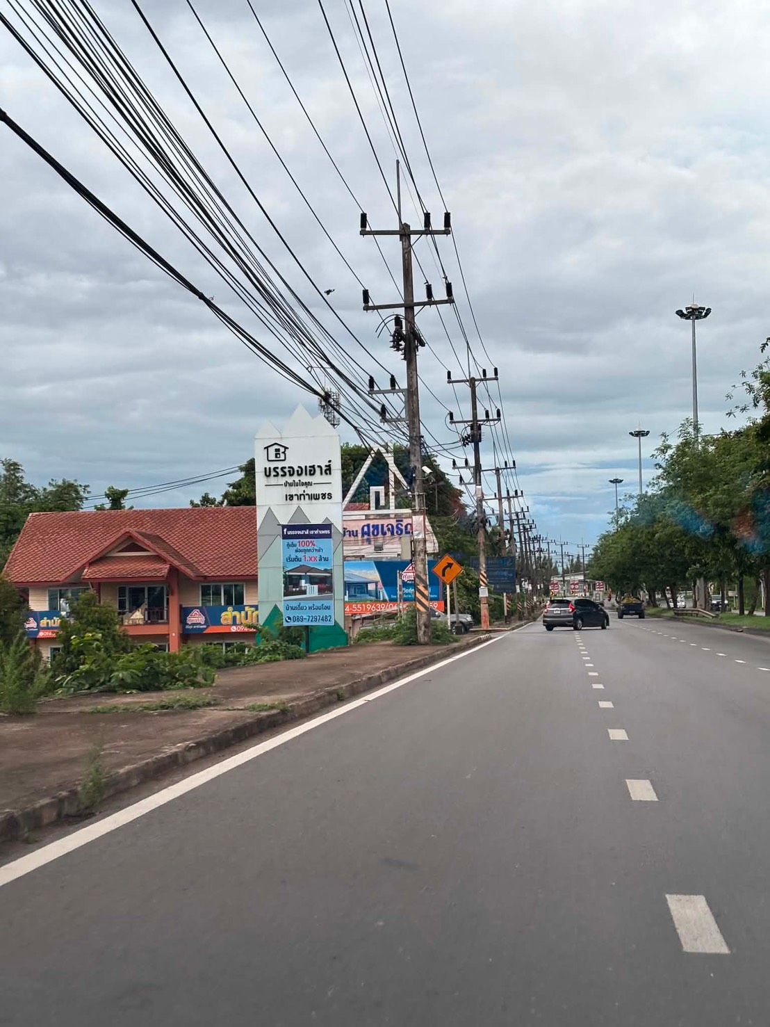 ขายที่ดินติดถนนชนเกษม 49 สุราษฎร์ธานี เมืองสุราษฎร์ธานี
