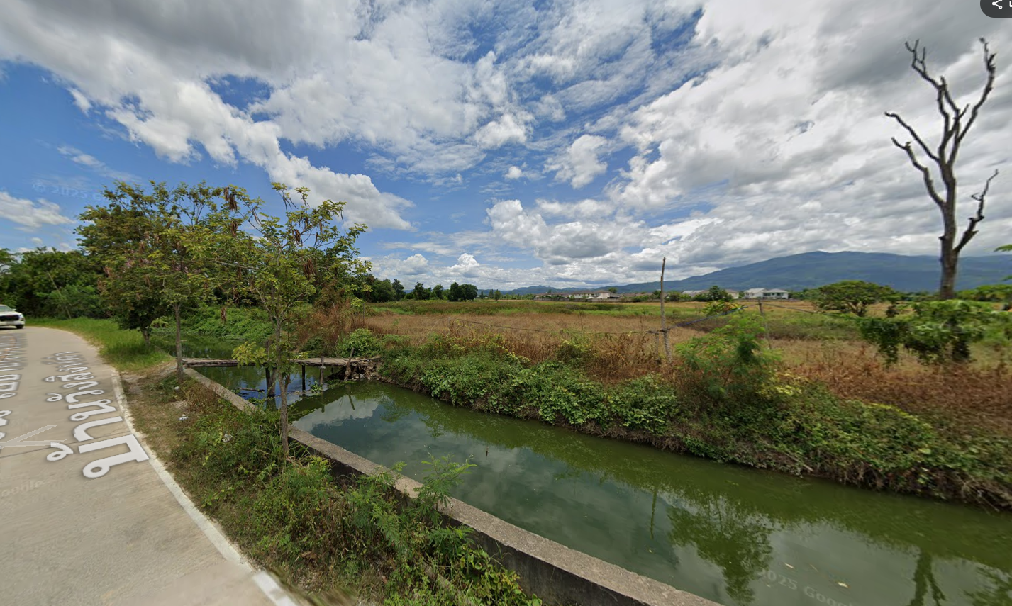 ขายที่ดินเชียงใหม่ สันผักหวาน ระหว่างสะพานป่าแดด กับแยกสะเมิง  ไร่ละ 2.5 ล้าน ทำจัดสรรได้ 52 ไร่ ถูกกว่าราคาตลาด