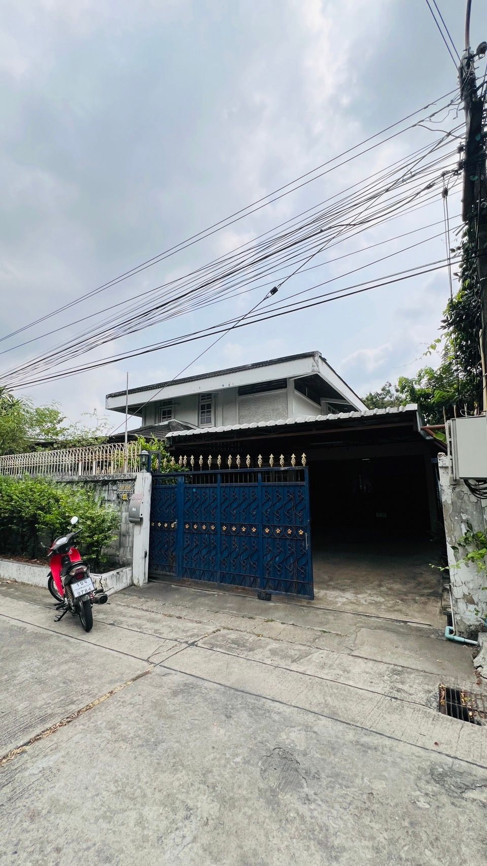 ขายที่ดินพร้อมบ้าน วิภาวดีรังสิต 1-2-43