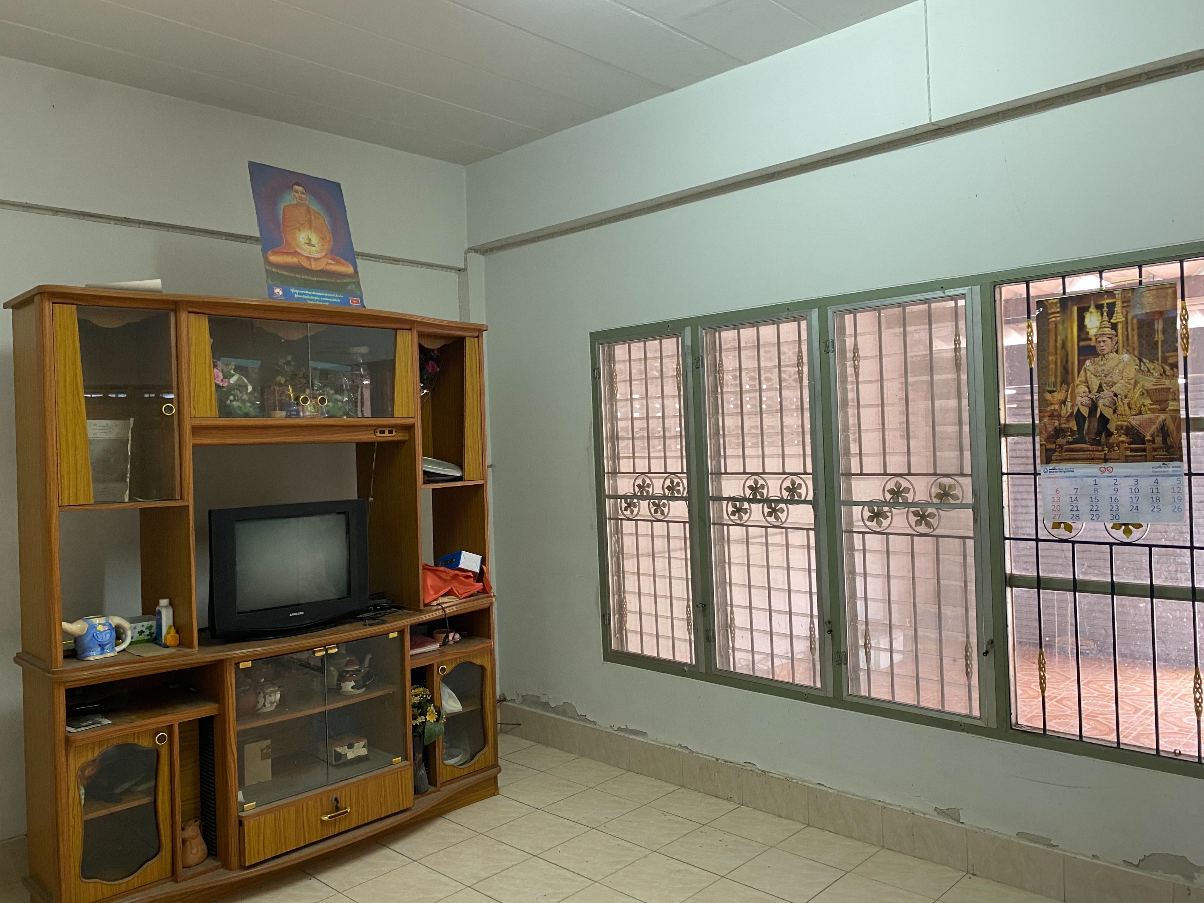 ทาวน์เฮาส์ห้องริม 2 ชั้น หมู่บ้านแฟมิลี่แลนด์