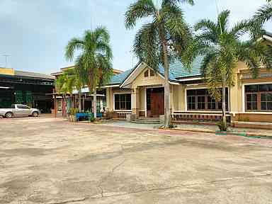 ขายที่ดินพร้อมบ้านหลังใหญ่ โกดังและสิ่งปลูกสร้าง กาญจนบุรี 2-1-92 ไร่