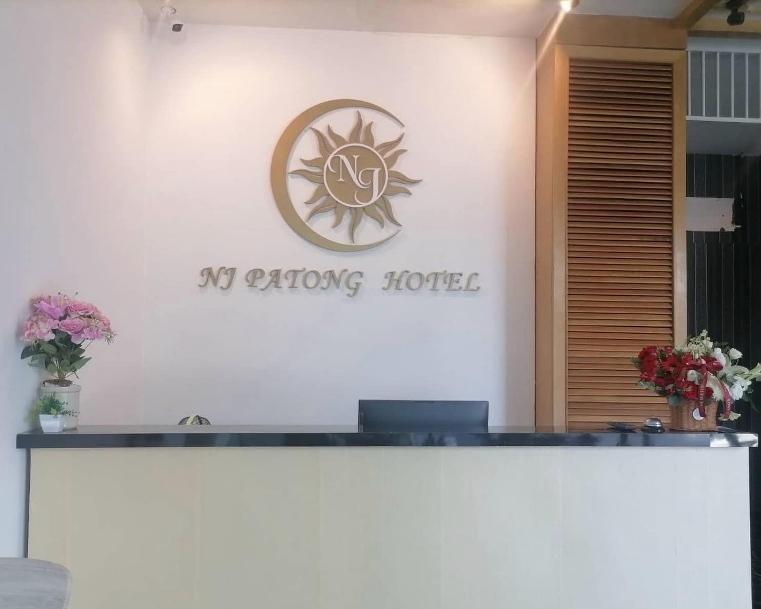 🏢 อาคารพาณิชย์ 5 ชั้น 3 คูหา ใกล้ศูนย์การค้า-หาดป่าตอง 🏖️ รายได้เดือนละ 200,000 บาท 🔥
