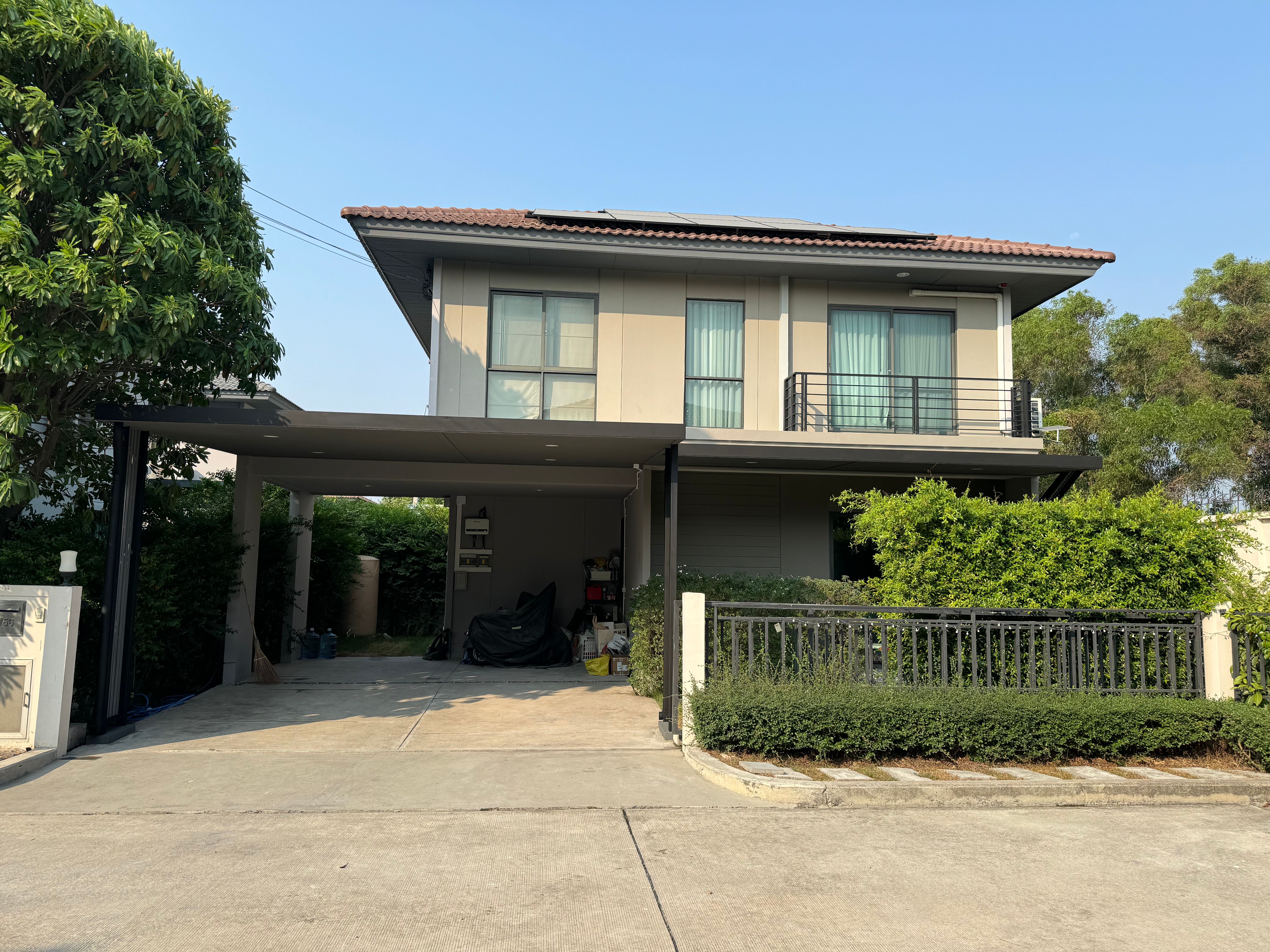 บ้านเดี่ยว 2 ชั้น Style Minimal เดินทางสะดวก ใกล้จุดขึ้น-ลง ทางด่วน