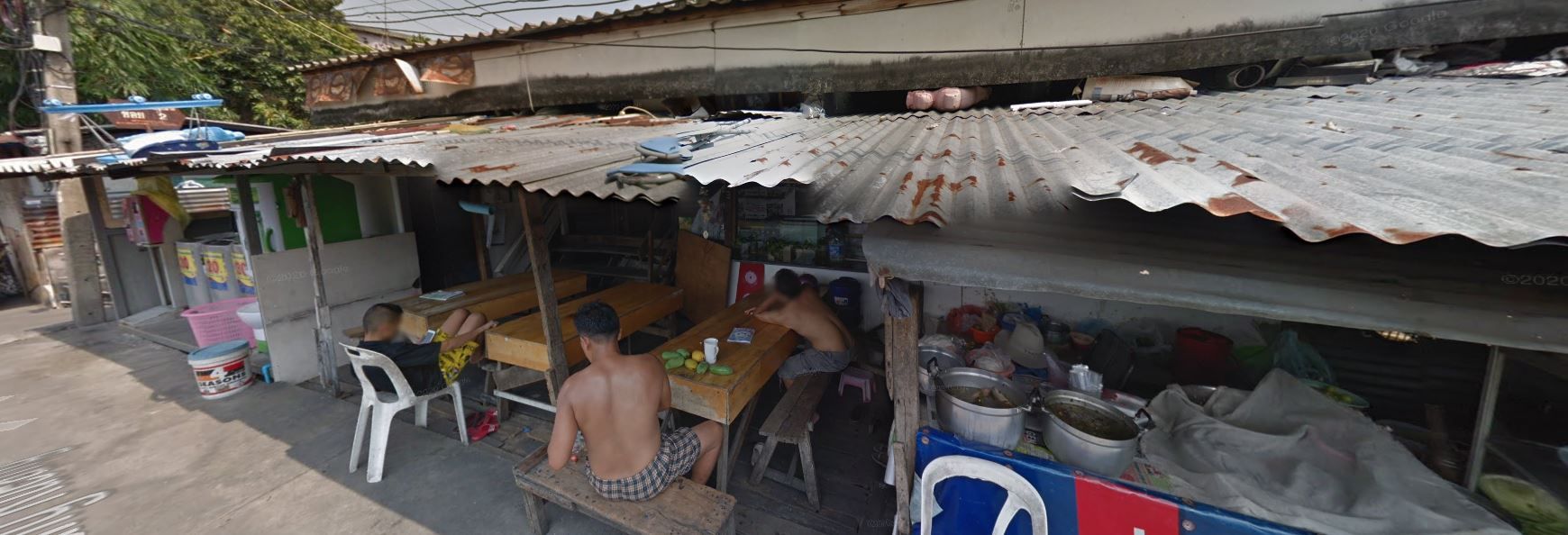 ต้นซอยรุ่งเรืองใกล้สะพาน ติดถนน 2 ด้าน พร้อมผู้เช่า [อาหารตามสั่ง + ซักผ้าหยอดเหรียญ] 