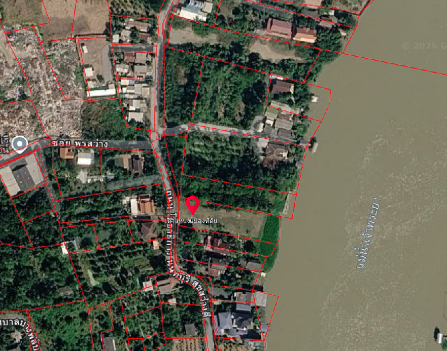 ที่ริมน้ำเจ้าพระยาตรงข้ามเกาะเกร็ด หลังรร.นานาชาติเด่นหล้า
