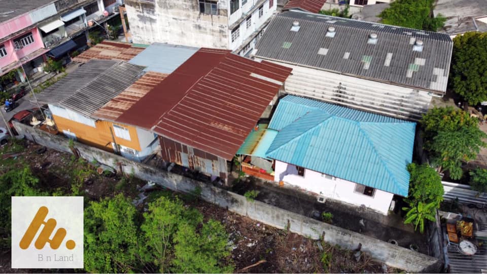 บ้านสองหลัง พร้อมที่ดิน 155 ตร.ว ฉะเชิงเทรา