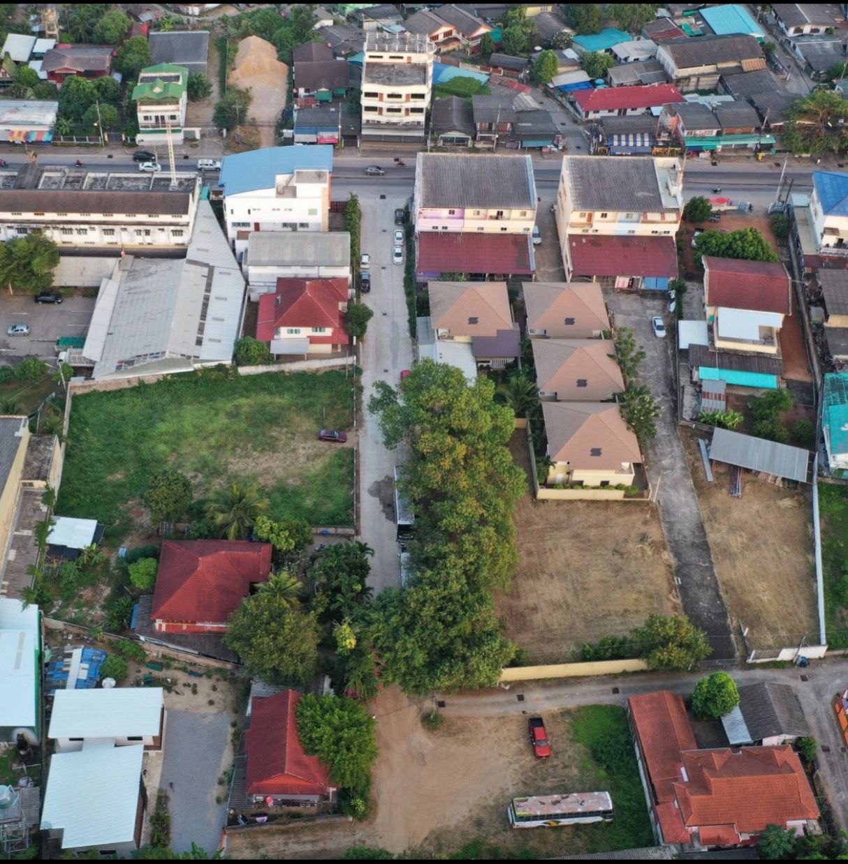 ที่ดินกลางเมือง เหมาะสำหรับสร้างบ้านในเมือง