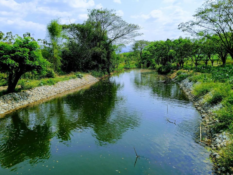 ที่โฉนดติดน้ำ+ทั้งวิวภูเขา  แม่ทะ ลำปาง 0-2-89