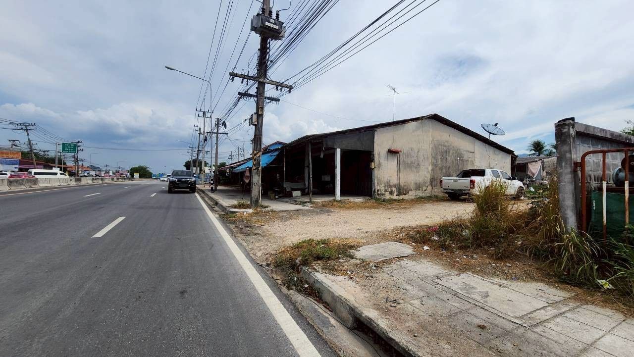 ขายที่ดิน 100 ตร.ว หนองรี ติดถนน344 บ้านบึง-ชลบุรี ใกล้มอเตอร์เวย์ 350 ม.