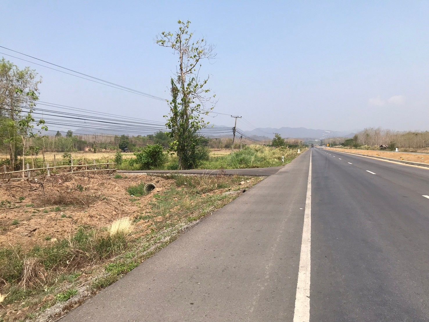 ขายที่ดิน อำเภอสอง จังหวัดแพร่ ติดถนนหลวง