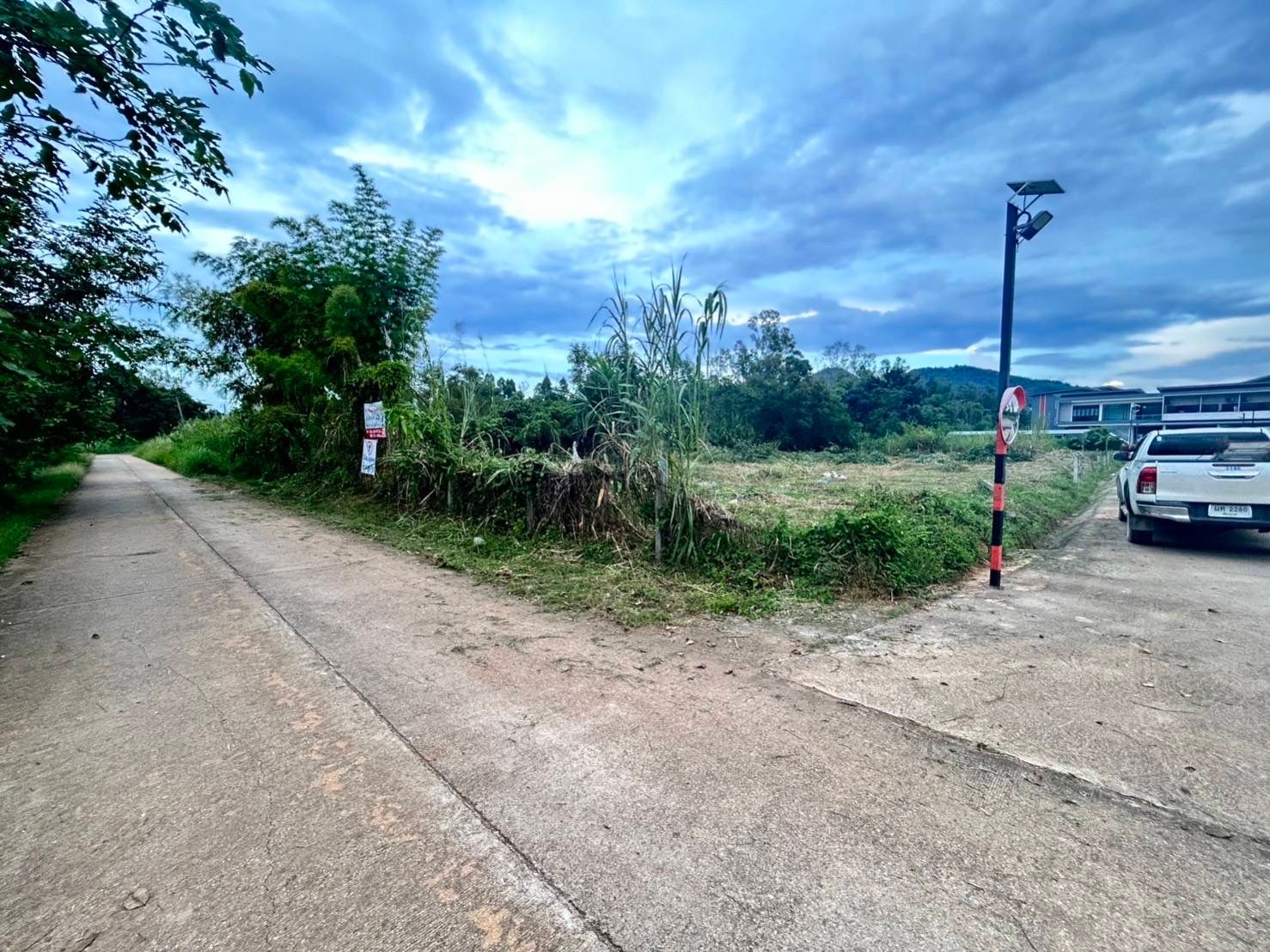 ที่ดินหน้ามหาลัยแม่ฟ้าหลวงเชียงราย 