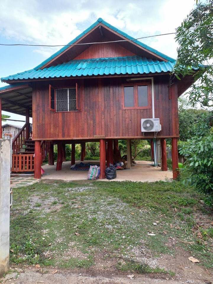 ขายบ้านพร้อมที่ดิน ลำปาง 0-1-18 ไร่ 
