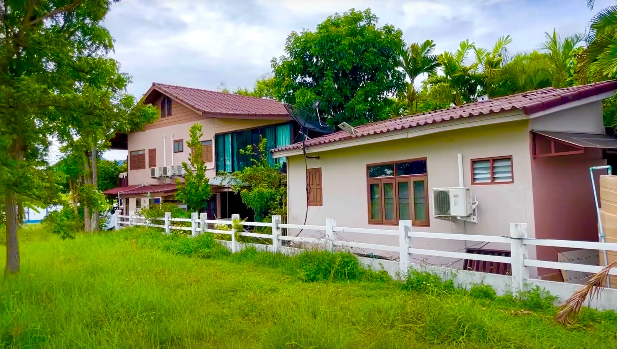 บ้านริมน้ำสวยสุดในโครงการ หางดง เชียงใหม่