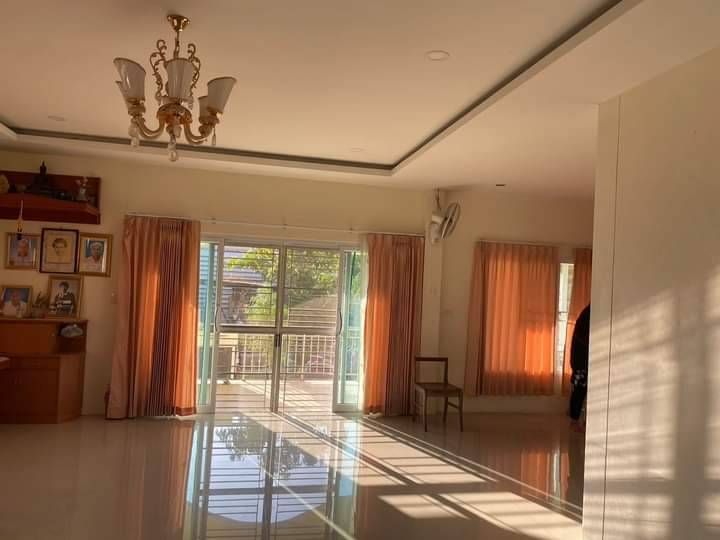 บ้านพร้อมที่ดินใจกลางเมือง