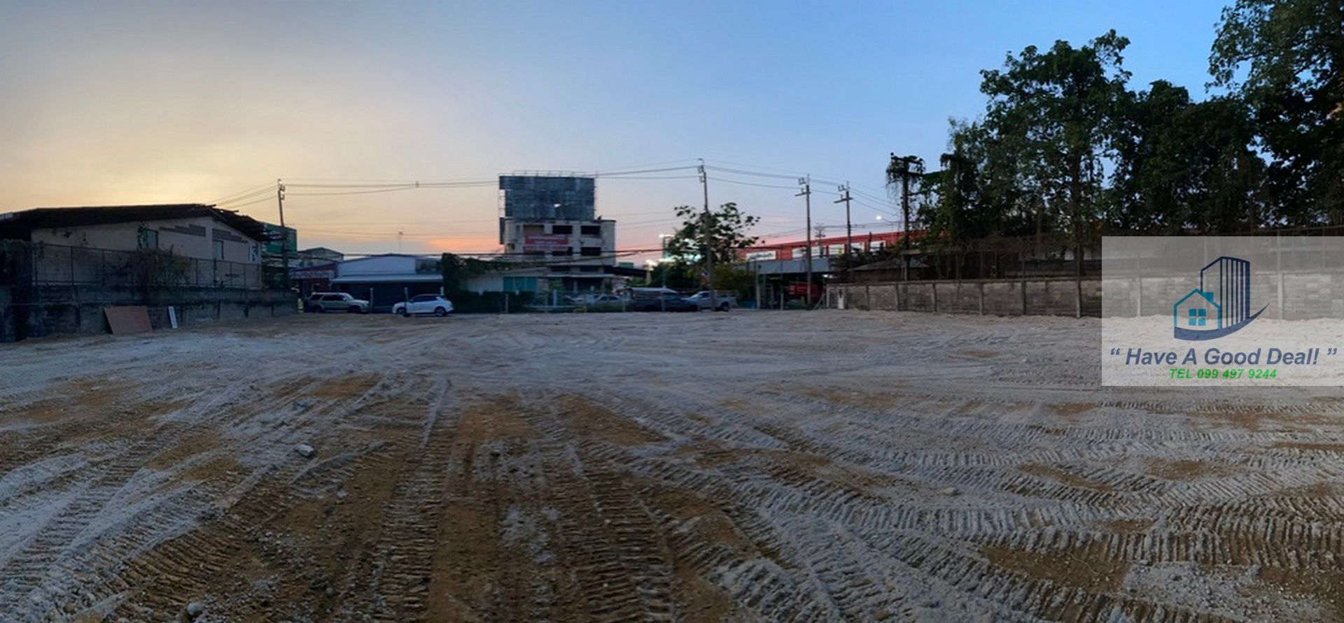 ที่ดิน 1-0-0 ไร่ ซอยศรีสมาน 2 ติดโรงเรียนนวมินทร์ฯ หอวัง นนทบุรี