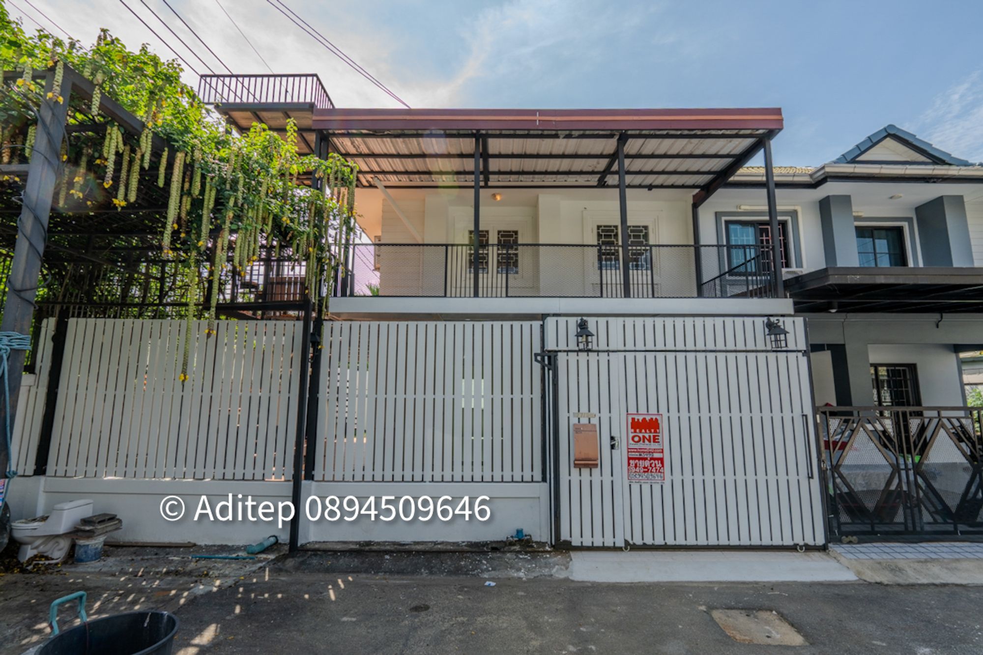 ขายบ้านแฝด พฤกษา 30/1 บ้านกล้วย-ไทรน้อย บางบัวทอง นนทบุรี 2 ชั้น 35.4 ตรว. 3 ห้องนอน 2 ห้องน้ำ ต่อเติมเทอเรซ สวนข้างบ้านกว้าง ใกล้เซ็นทรัลเวสต์เกต 