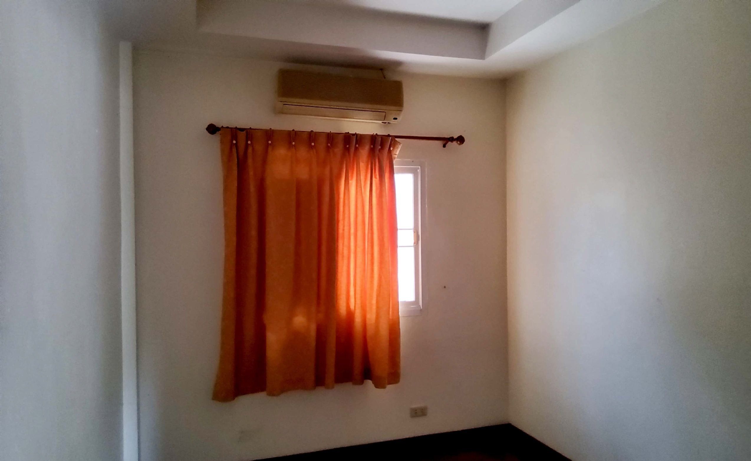 ขายบ้านเดี่ยว 100.00 ตร.ว. ติดถนนหนองหัวแรด บางละมุง, ชลบุรี
