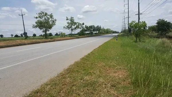 ที่ดิน อ.ด่านขุนทด 8-2-23ตรว.