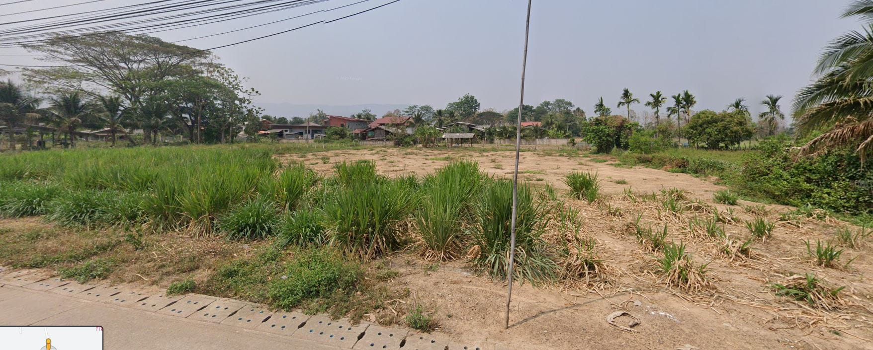 ที่ดินในหมู่บ้าน ไม่ต้องถมเพิ่ม สร้างบ้านได้เลย ใกล้ม.พะเยา  ถนน พะเยา-เชียงใหม่ สามารถแบ่งขายได้ 3 แปลง