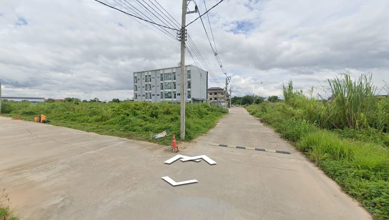 ที่ดิน​เปล่า​